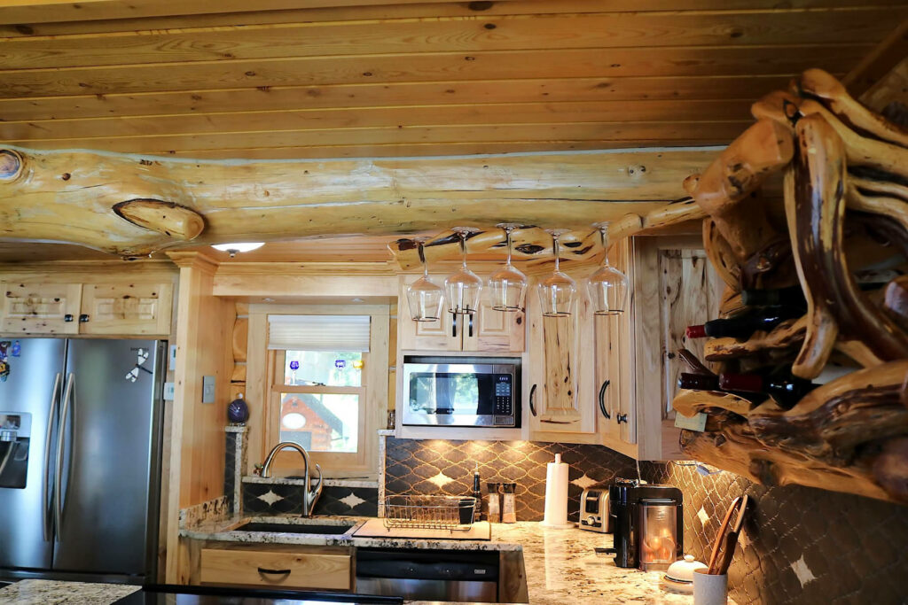 Yellowstone Log Homes example of custom kitchen 4250
